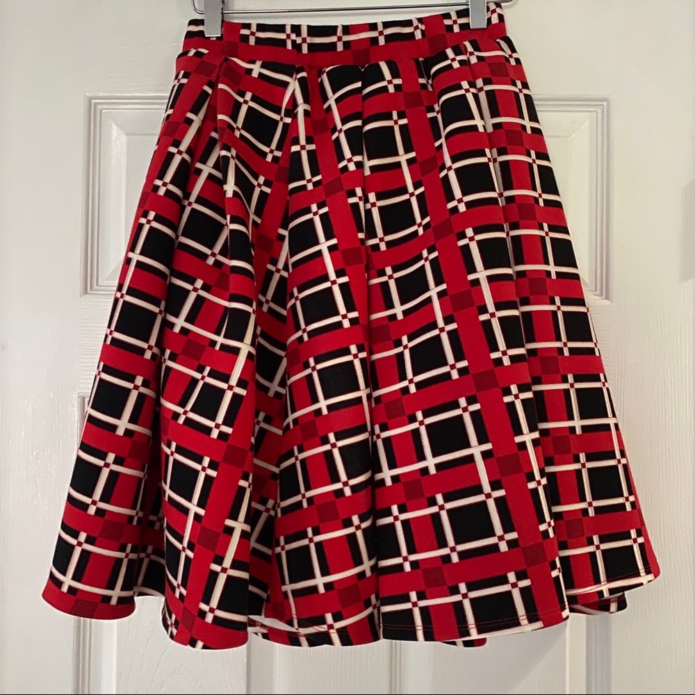 Lularoe Madison - Picture 2 of 3